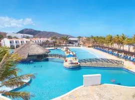 Costa Caribe Hotel Beach & Resort