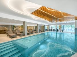 Kenese Bay Garden Resort & Conference, hotell i Balatonkenese