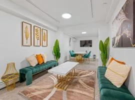 Active Central Park East 3bedrooms 2 bathrooms 1700 SF