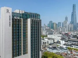 Renaissance Shanghai Yu Garden Hotel on the Bund