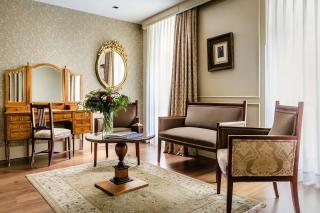 Gran Hotel La Perla - 2