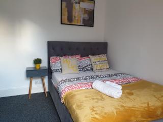 The Perfect Stay - Northampton - 0