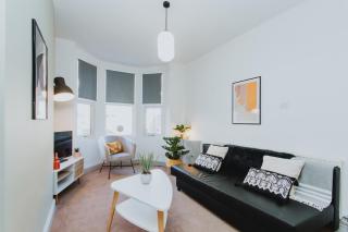 BRAND NEW TOWNHOUSE IN RUGBY - 7