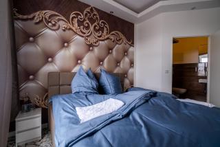 Little Suite - 5