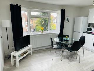 Enfield Chase Apartment - 4