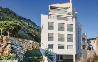 Beautiful Apartment In Casarones - 6
