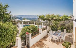 Lovely Home In Iznájar - 1