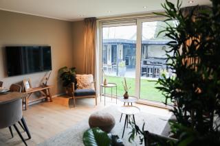 Stijlvol ingerichte bungalow aan de Westerschelde - 0