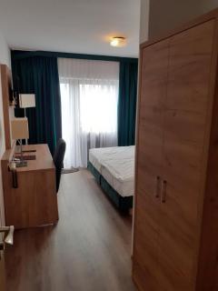 Land-gut-Hotel Zum alten Forsthaus - Aufladestation für Elektroautos - 5