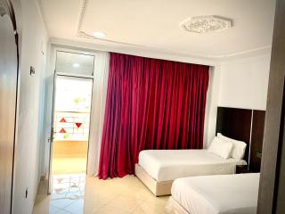 HOTEL BEAUTIFUL - 0