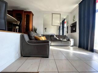 Duplex : dernier étage avec balcon - 5