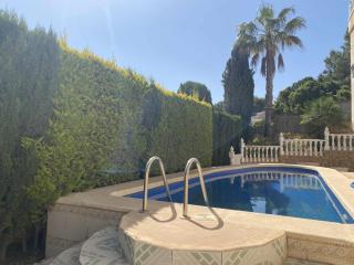 Encantadora VILLA con piscina en Playa Flamenca - 8