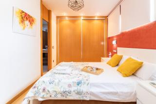 Penthouse Duplex in a 4 floors spanish house -8 min to center by Metro - 5