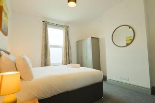 Winchester two bedroom property in Brislington - 7