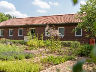 8-person holiday home with 1000m2 private garden - 0