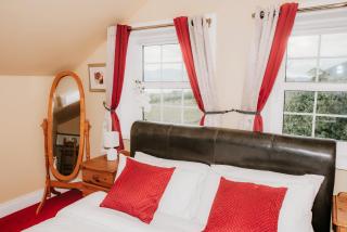 Seaview Guesthouse - 4