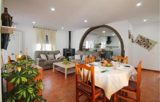 4 Bedroom Gorgeous Home In Sedella - 7