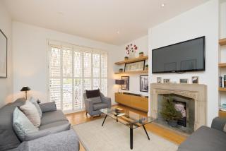 The Porchester Gardens - Modern & Bright 4BDR with Garden and Parking - 0