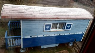Charming Caravan Near Hamois with Garden - 3