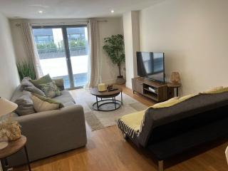 Bright and Modern 3 Bed Apartment Hyde Park Central London - 0
