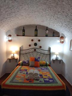 CASAS CUEVAS ELVIRA - 1
