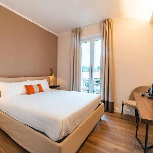 Hotel del Conte, hotell sihtkohas Laveno