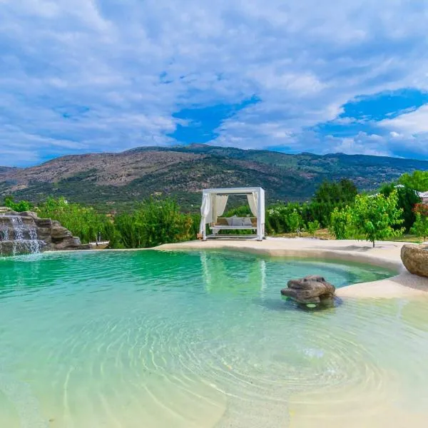 Glamping El Jardín De Las Delizias Valle Del Jerte, hotel di Casas del Castañar